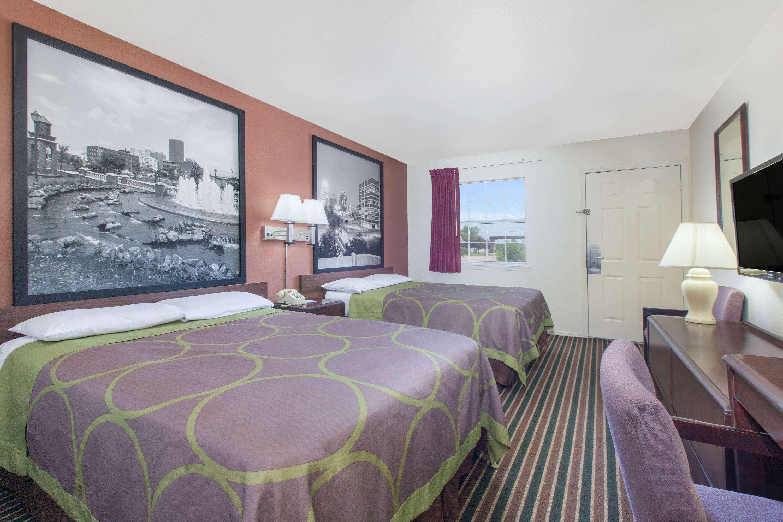 Rodeway Inn Muskogee Bagian luar foto
