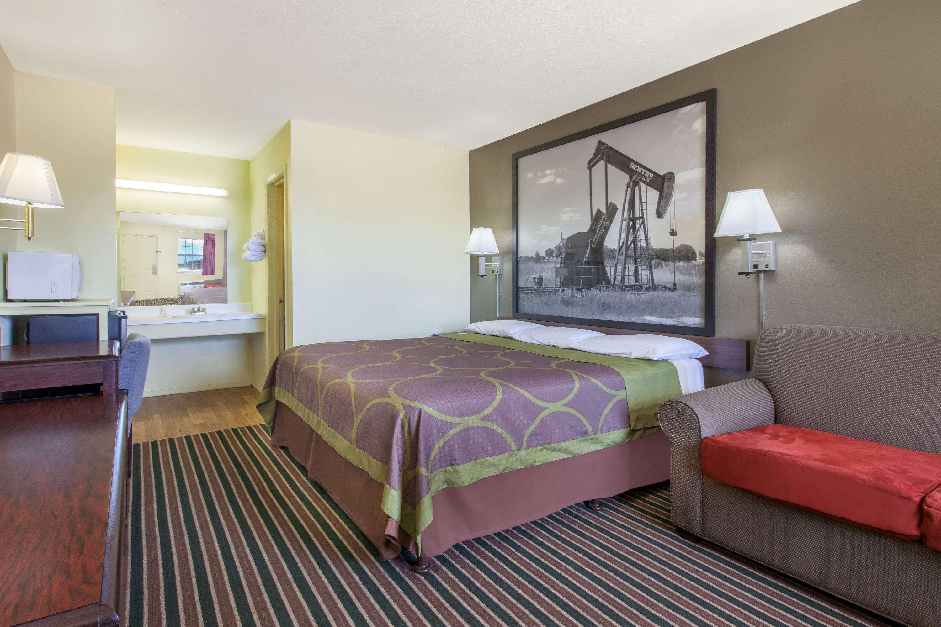 Rodeway Inn Muskogee Bagian luar foto