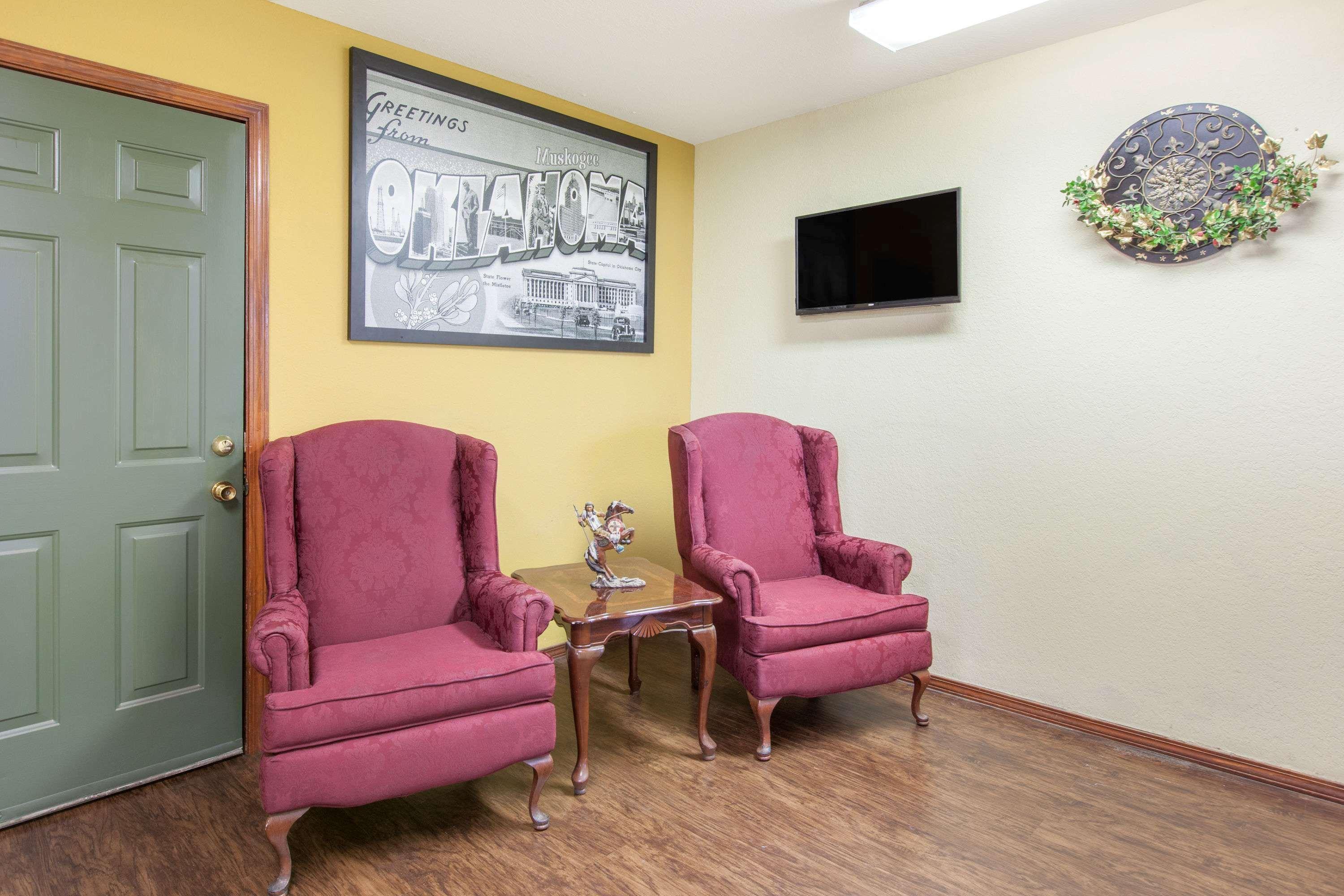 Rodeway Inn Muskogee Bagian luar foto